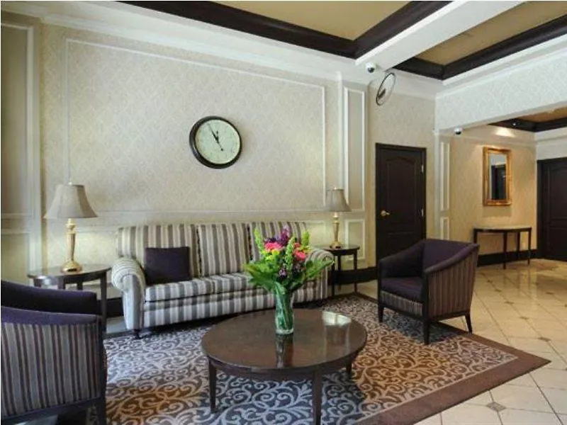 Ramada Limited Downtown Vancouver Hotel